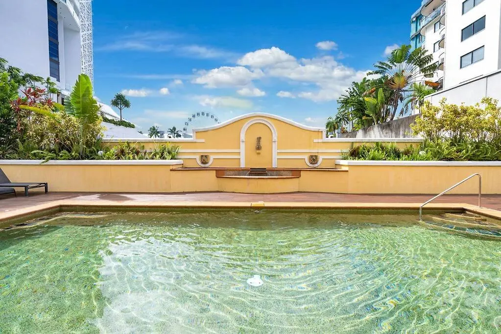 Sapphire Suite - Central Boutique Resort Vibes Cairns Apartmán