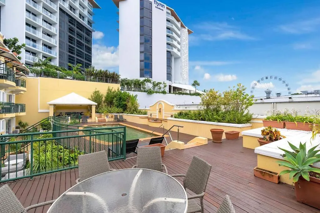 Sapphire Suite - Central Boutique Resort Vibes Cairns Apartmán